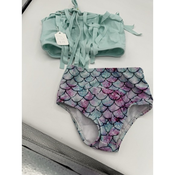 The Unbranded Brand Other - NWT Fringe Girls Swimsuit 0/6 Months ADORABLE MERMAID SCALE PRINT 2 PIECE A2
